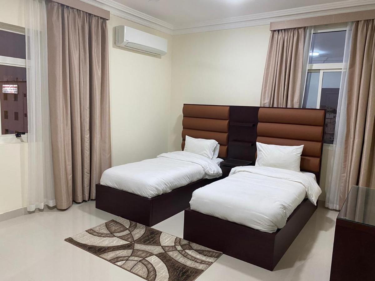Red 10 - Razat Alard 2 Apartment ซาลาลาห์ ภายนอก รูปภาพ
