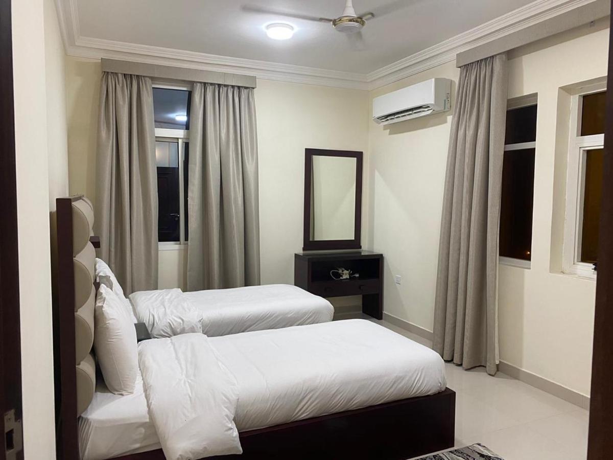 Red 10 - Razat Alard 2 Apartment ซาลาลาห์ ภายนอก รูปภาพ