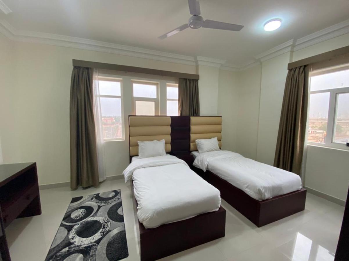 Red 10 - Razat Alard 2 Apartment ซาลาลาห์ ภายนอก รูปภาพ