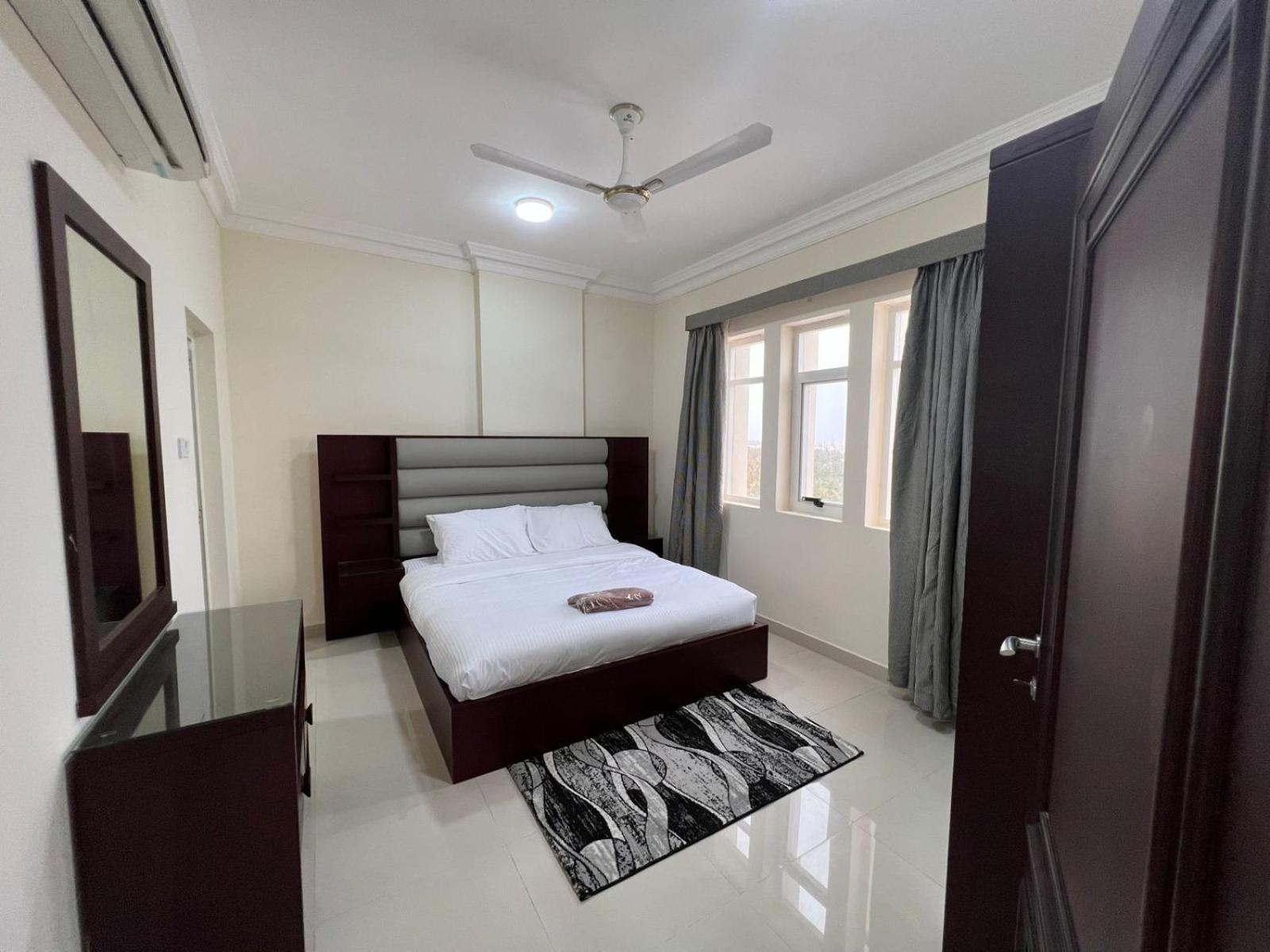 Red 10 - Razat Alard 2 Apartment ซาลาลาห์ ภายนอก รูปภาพ